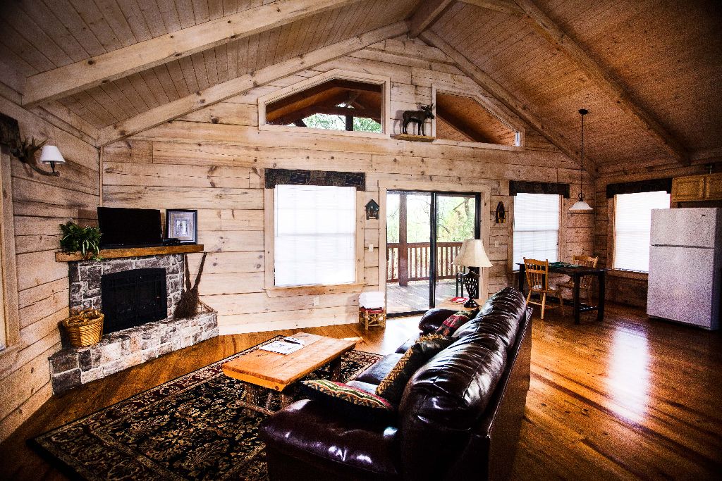 Cherohala Skyway Cabins Located On Hwy 68 Along The Famous Tail